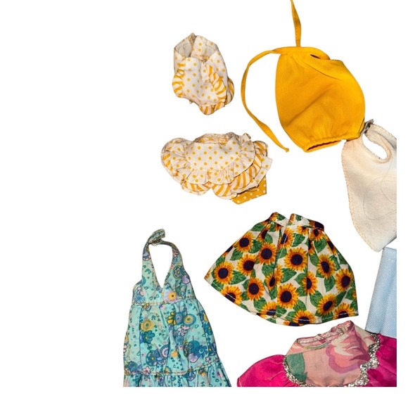 1970s/80s Vintage Barbie Clothing Lot Dresses Lingerie Skirt Tops Bundle - Picture 7 of 7